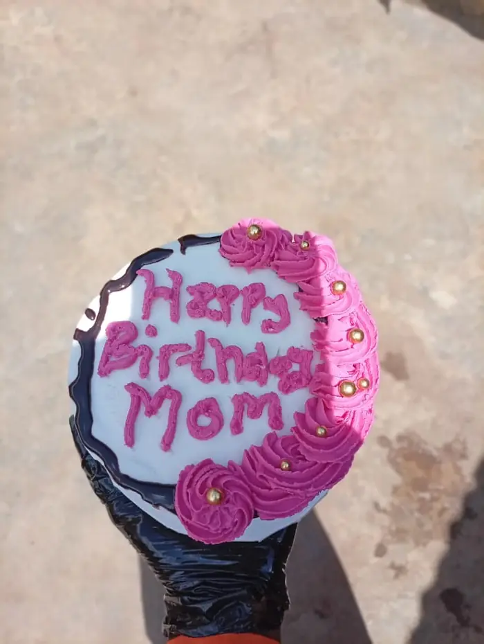 "Happy Birthday Mom" pink mini cake