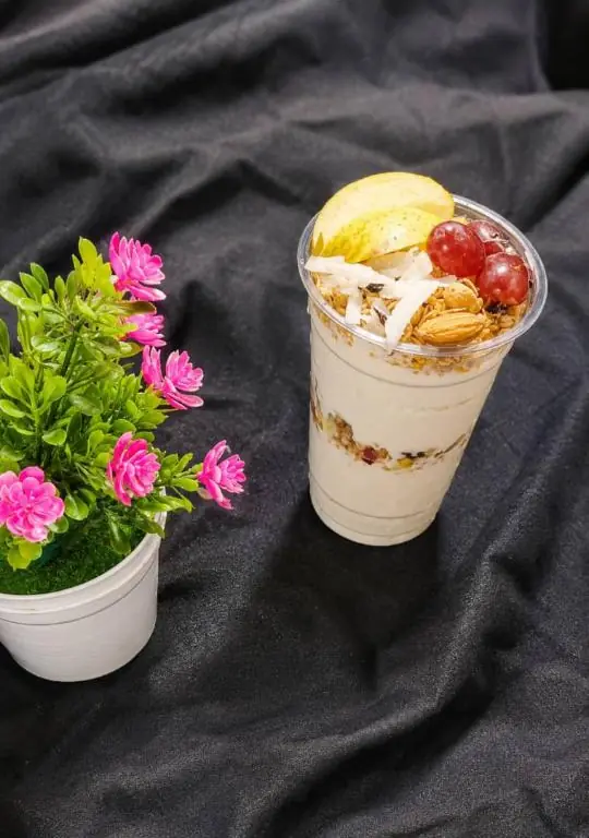 Layered parfait cup